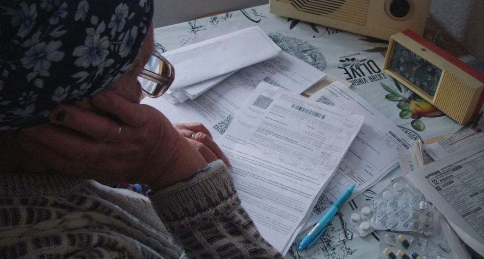 Придется платить за ЖКУ соседей: неприятный сюрприз ждет россиян с 10 мая