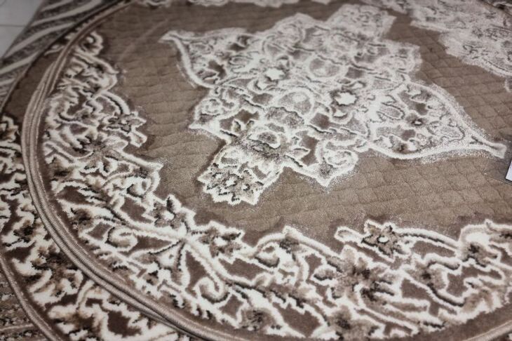 Как почистить ковер в домашних условиях, не снимая с пола: простые и эффективные методы для хозяек