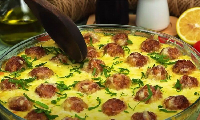 Летняя запеканка из картофеля и мяса: вкусное решение для жаркого дня