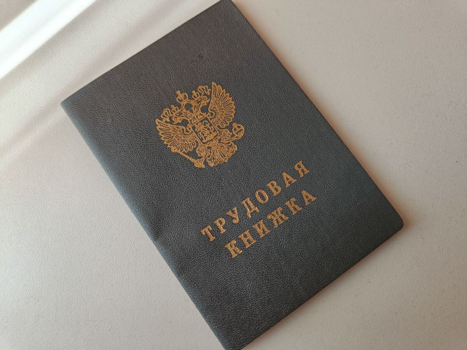 Госдума рассматривает новый порядок учета трудового стажа для родителей