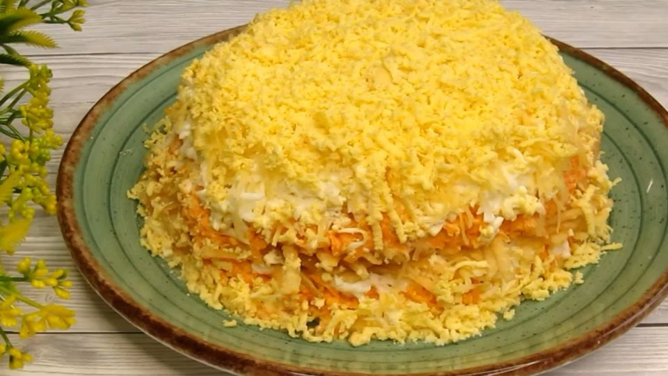 Легкий и Нежный Салат: Поток Вкуса для Праздничного Настроения