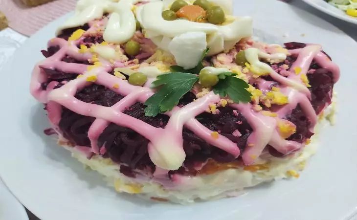 Секреты приготовления вкусной "Селедки под шубой"