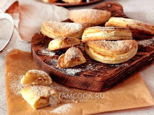 Соединение творога и яблок: простые десертные решения на каждый день