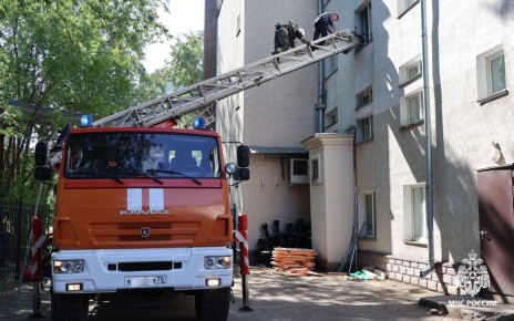#БудниМЧС. Томские спасатели отработали действия при пожаре в Государственном архиве В Государственном архиве Томской области прошли пожарно-тактические учения, целью которых стала проверка готовности личного состава к...