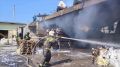 Ангар с пристройкой загорелся в Томске, сообщили в МЧС РФ. По предварительным данным, никто не пострадал