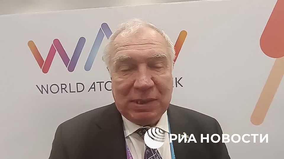 Революционные разработки российских специалистов позволят организовать "круговорот" ядерного "горючего" для атомной энергетики, заявил РИА Новости замгендиректора МАГАТЭ Чудаков
