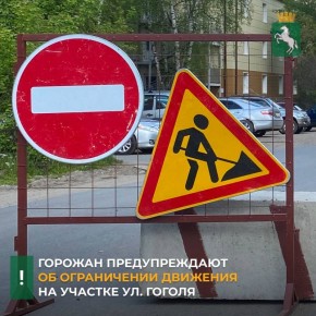   ѻ,          ,       