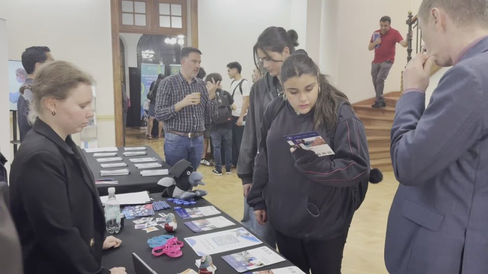 Чилийская молодежь интересуется образованием в России