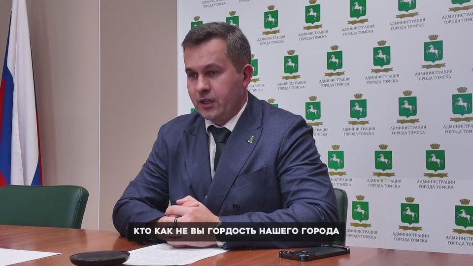 Дмитрий Махиня: Поздравил сегодня нашего ветерана, Почетного гражданина города Томска Ивана Петровича Чучалина с вековым юбилеем