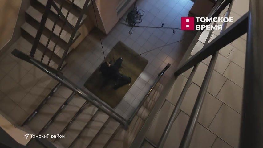 Надеть экипировку за 20 секунд, спасти заложников, подавить бунт в колонии и лечь под БТР