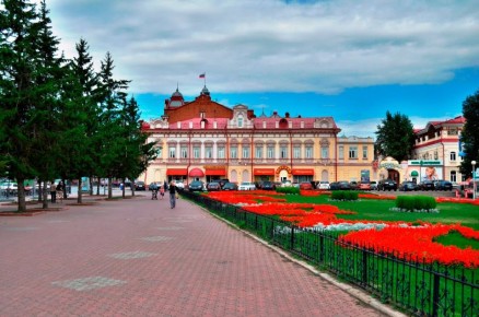 Всего по программе было трудоустроено почти 1300 подростков