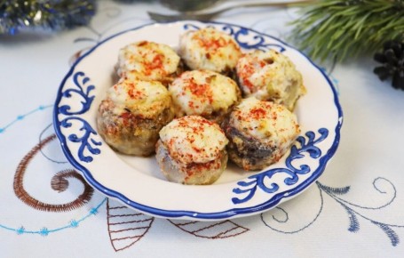 Шампиньоны с нежным сыром: простой и быстрый рецепт для гастрономического удовольствия