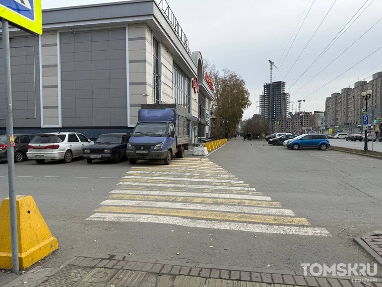 Мастера томской парковки: явные нарушители и отпетые хулиганы Мастера томской парковки: явные нарушители и отпетые хулиганы