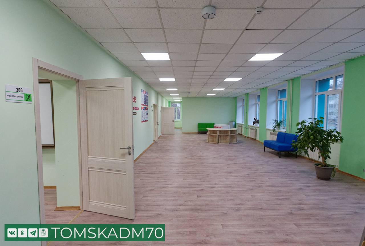 Дмитрий Махиня проверил итоги ремонта в школах Дмитрий Махиня проверил итоги ремонта в школах