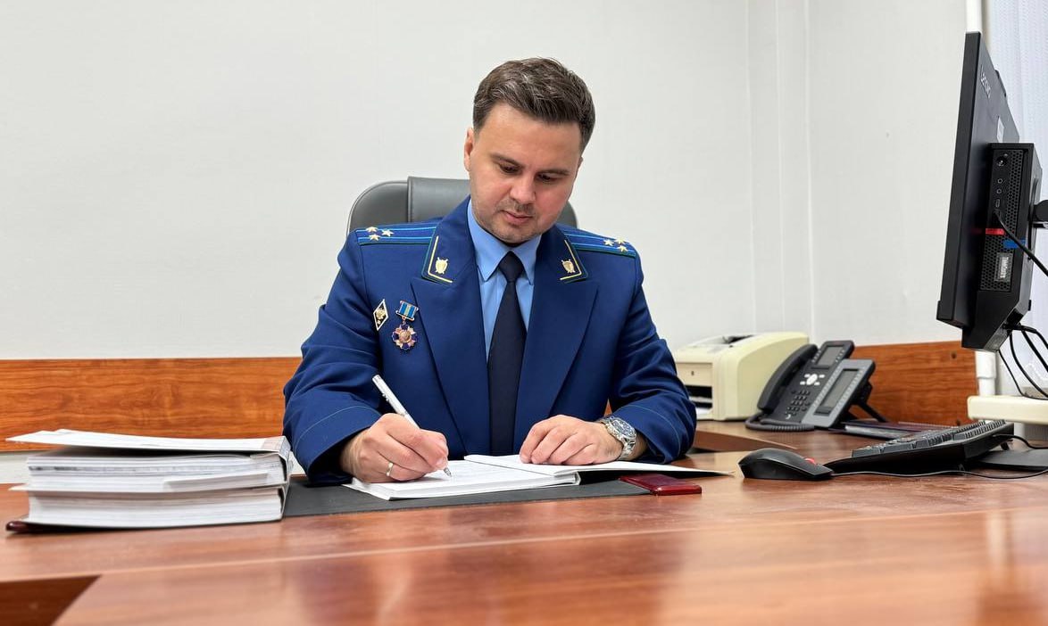 Удовлетворен один из исков прокуратуры Октябрьского района г. Томска в интересах пенсионерки, ставшей жертвой кибермошенников