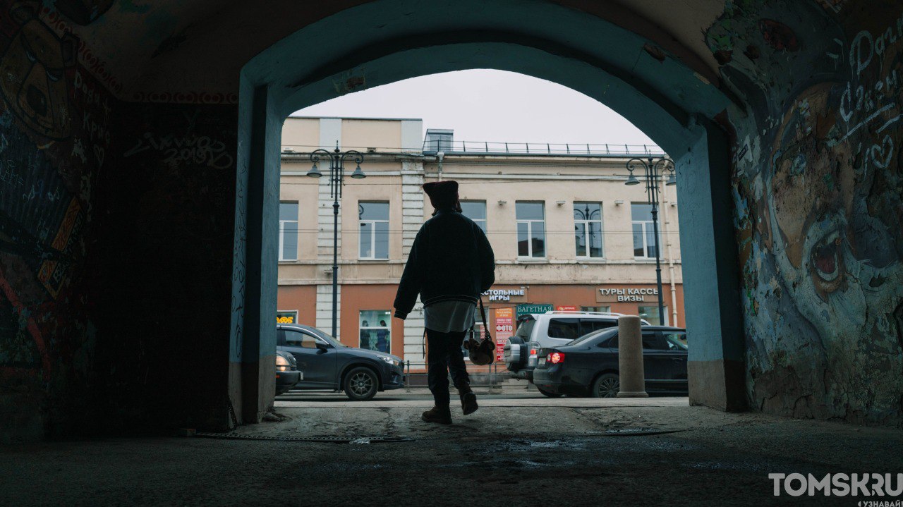 Последние дни октября баловали томичей по-настоящему теплой погодой, но ноябрь вступил в свои права, постепенно сменяя плюс на стабильный минус и снег Последние дни октября баловали томичей по-настоящему теплой погодой, но ноябрь вступил в свои права, постепенно сменяя плюс на стабильный минус и снег