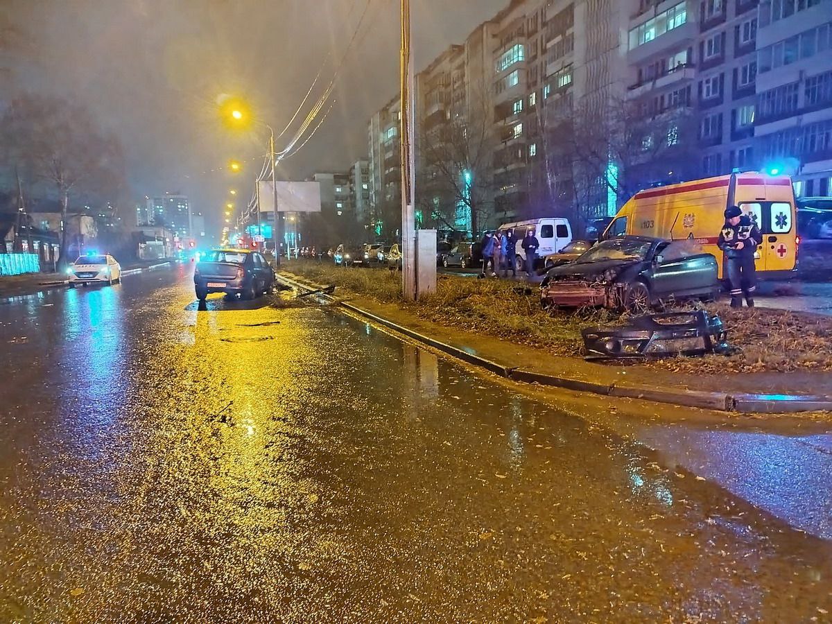 За минувшие выходные и праздничные дни на дорогах Томской области травмированы 5 человек, 1 человек погиб За минувшие выходные и праздничные дни на дорогах Томской области травмированы 5 человек, 1 человек погиб