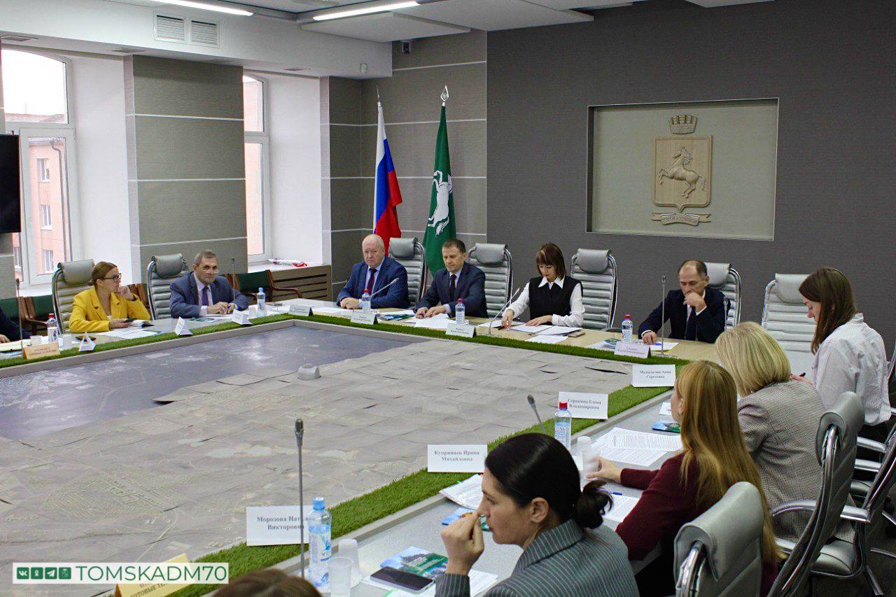 Работникам томских предприятий вручили награды Всероссийской акции «За достойный труд!»