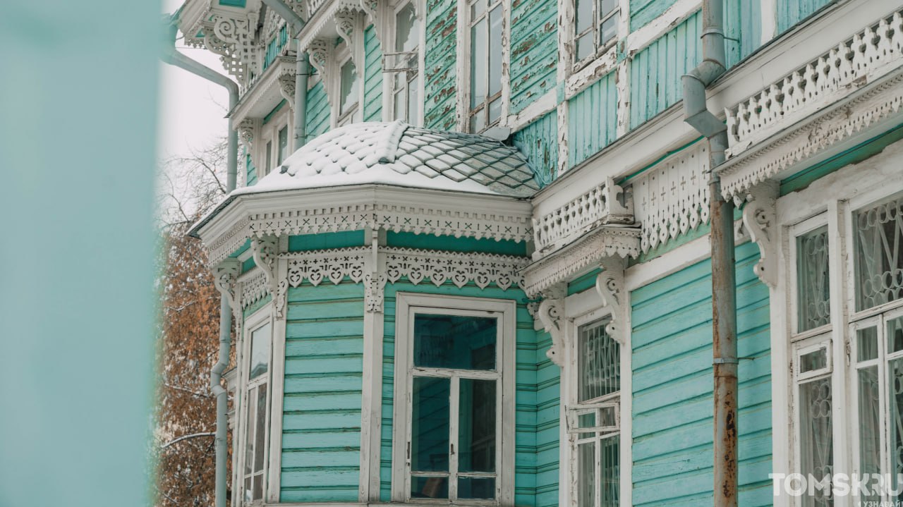 Доброе утро, Томск. Для кого-то утро началось с расчистки машины и осторожных шагов по гололеду, а кто-то увидел в этом первые нотки зимней сказки Доброе утро, Томск. Для кого-то утро началось с расчистки машины и осторожных шагов по гололеду, а кто-то увидел в этом первые нотки зимней сказки