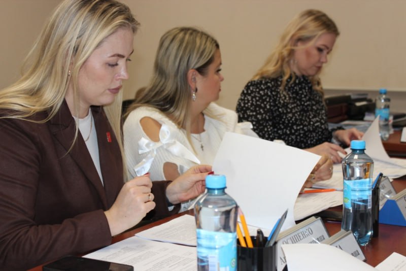 В УМВД России по ЗАТО г. Северск прошло первое заседание обновленного состава Общественного совета при УМВД России по ЗАТО г. Северск В УМВД России по ЗАТО г. Северск прошло первое заседание обновленного состава Общественного совета при УМВД России по ЗАТО г. Северск