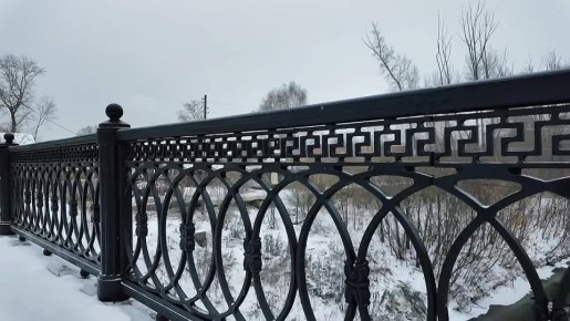 Дмитрий Махиня: Долгожданные ретро-элементы – фонари и перила – полностью установили на Аптекарском мосту