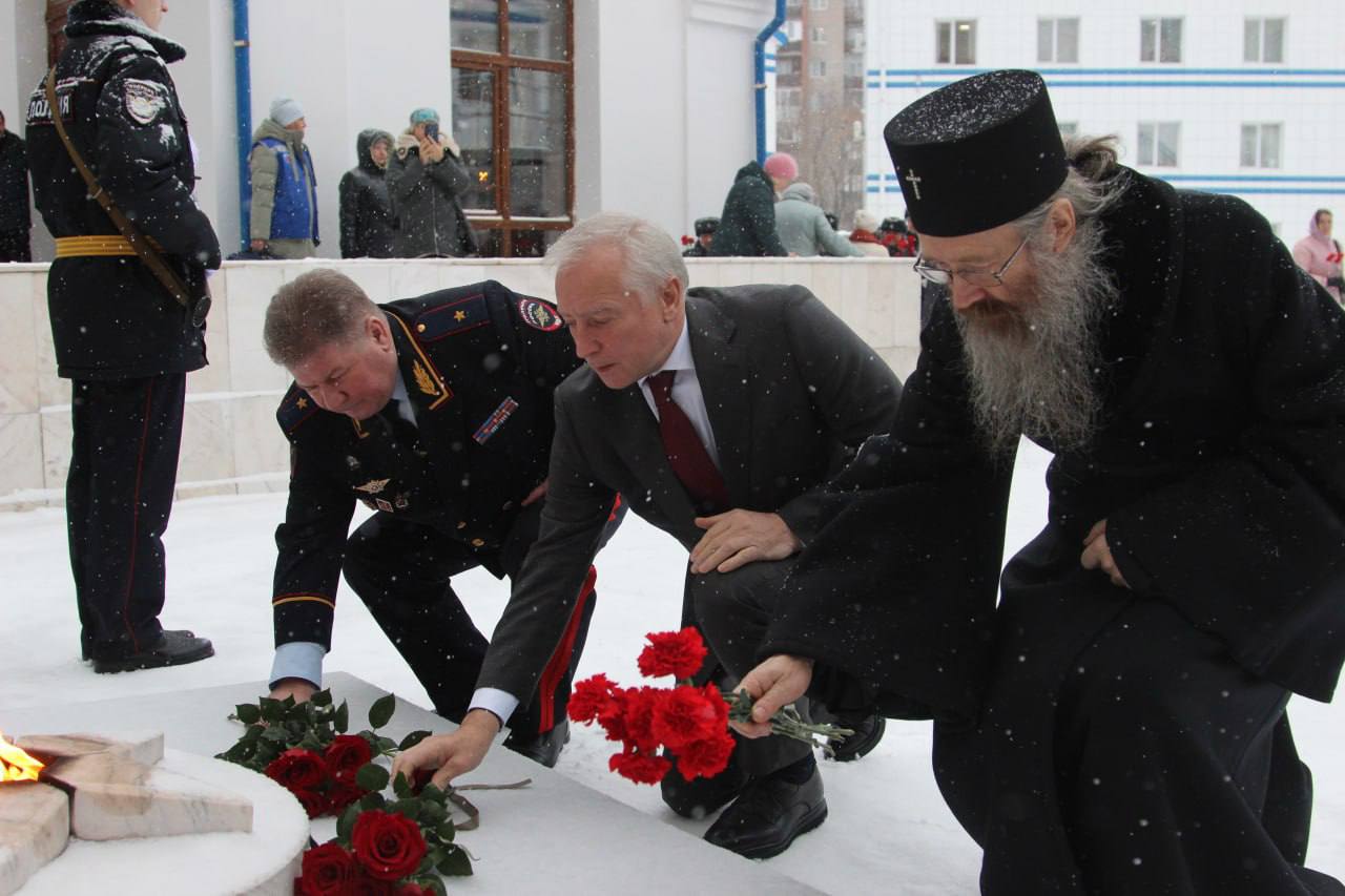 В УМВД России по Томской области состоялась встреча с членами семей сотрудников органов внутренних дел, погибших при исполнении служебного долга В УМВД России по Томской области состоялась встреча с членами семей сотрудников органов внутренних дел, погибших при исполнении служебного долга