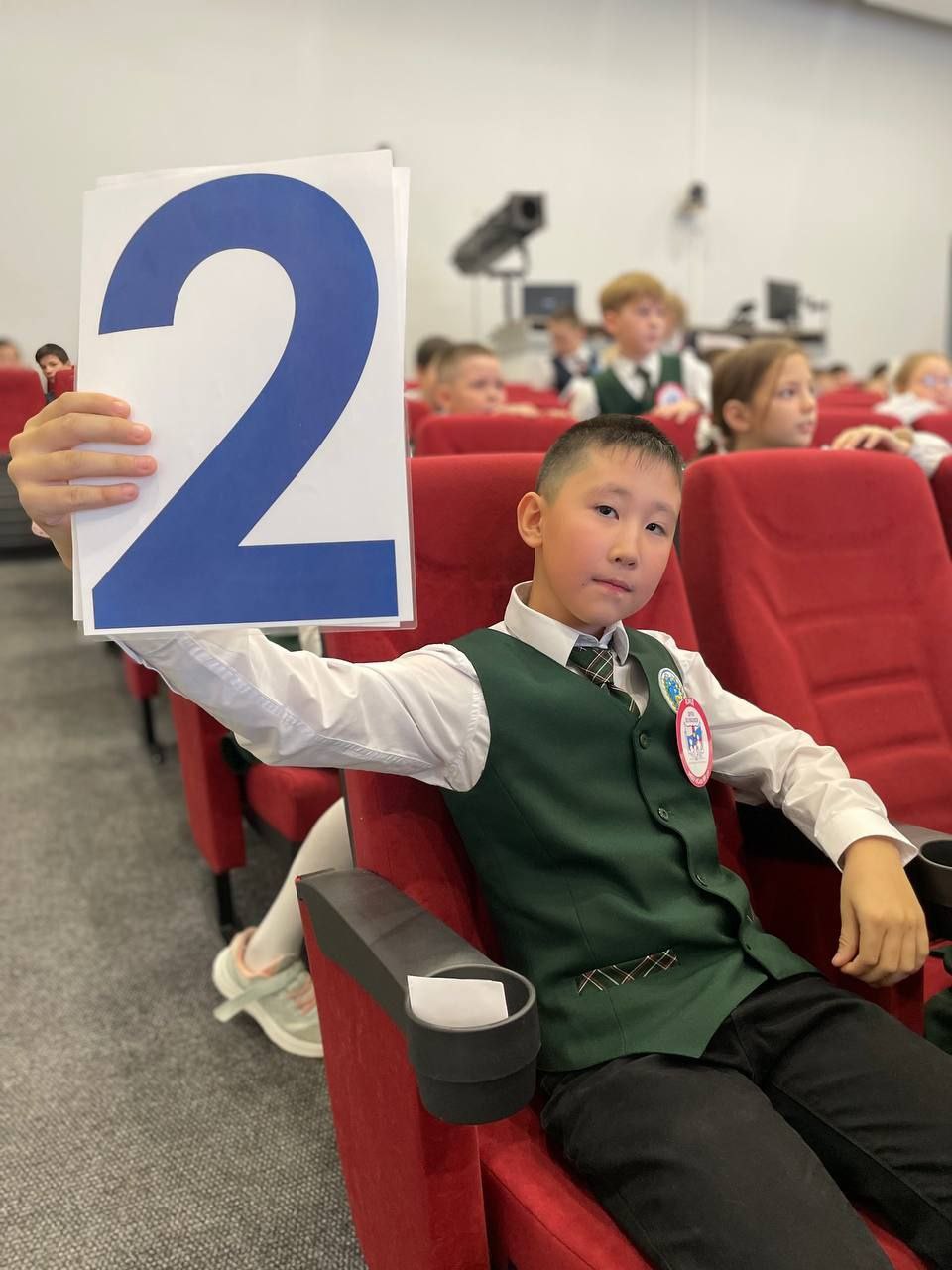 В рамках регионального проекта «Безопасность дорожного движения» и национального проекта «Инфраструктура для жизни» в городе Стрежевой прошел конкурс «Светофорный ринг» В рамках регионального проекта «Безопасность дорожного движения» и национального проекта «Инфраструктура для жизни» в городе Стрежевой прошел конкурс «Светофорный ринг»