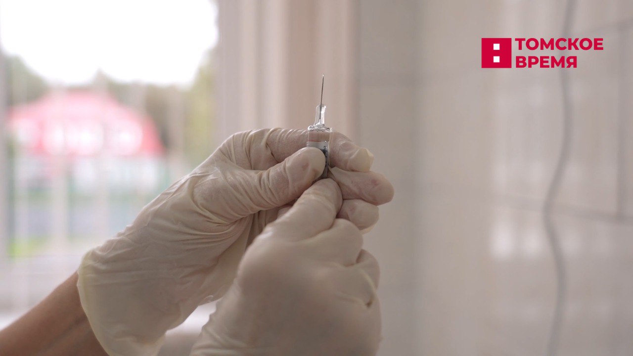 Более 400 тысяч человек в Томской области вакцинировались от гриппа