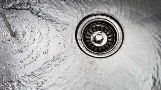 Раковина из нержавейки заблестит как новая: вот как ее надо чистить