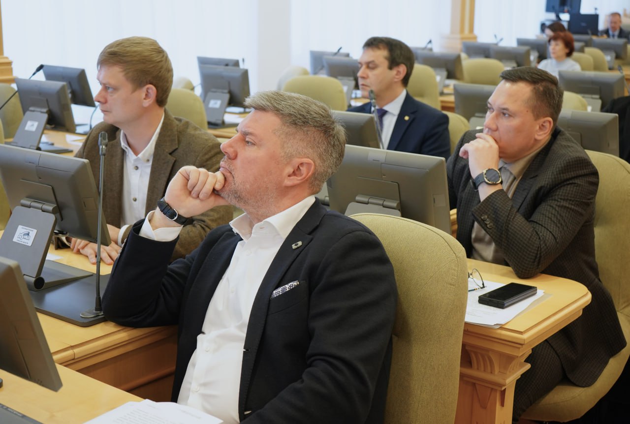 В Томской области сократят срок рассмотрения обращений участников СВО и членов их семей В Томской области сократят срок рассмотрения обращений участников СВО и членов их семей