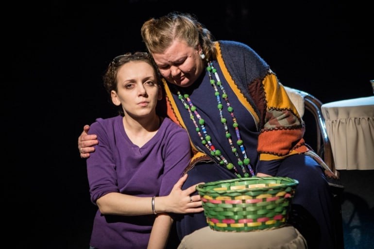 Театральная афиша недели: от любви через вселенные до поролоновых медвежат Театральная афиша недели: от любви через вселенные до поролоновых медвежат