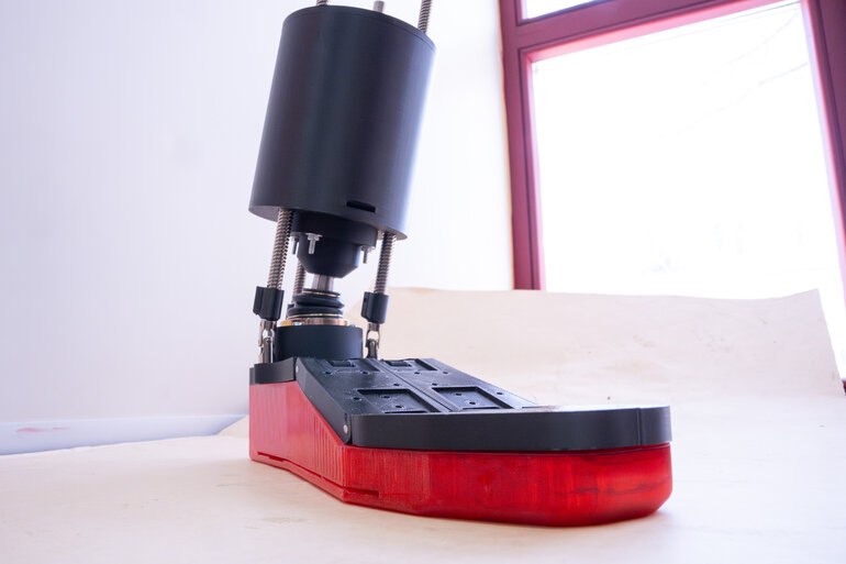 Робонога из Томска. В ТГУ создают первый в России роботизированный протез стопы — устройство, которое сможет максимально точно повторять движения настоящей ноги