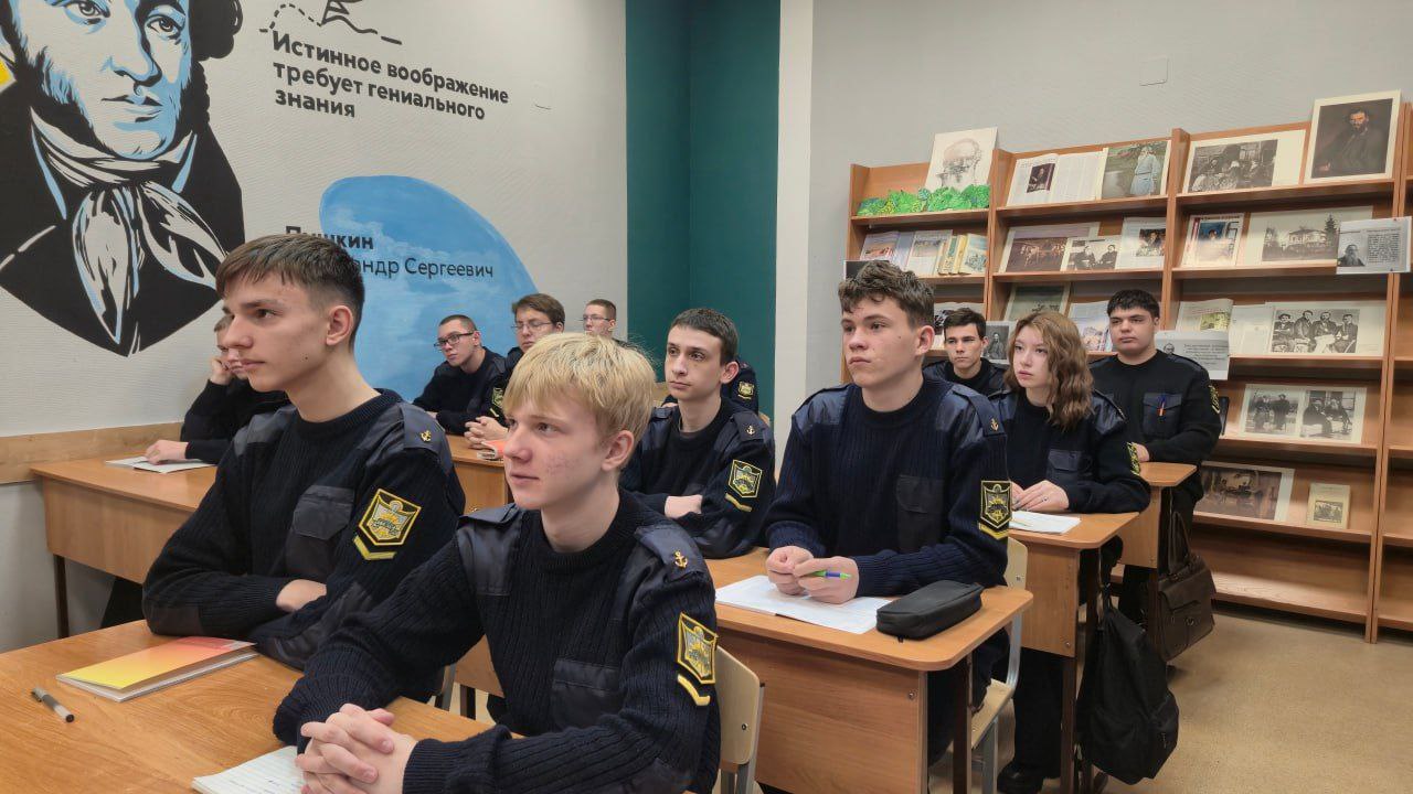 Молодежь Томска предупредили о последствиях употребления наркотиков и участия в экстремистской деятельности Молодежь Томска предупредили о последствиях употребления наркотиков и участия в экстремистской деятельности