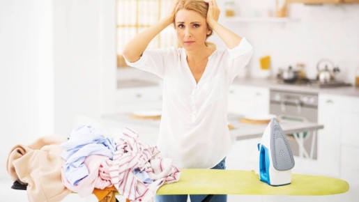 Даже дорогая вещь станет растянутой тряпкой: вот как вы портите одежду плохим уходом