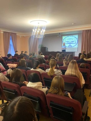 Порядка 100 студентов западно-сибирского филиала Российского Государственного университете правосудия приняли участие в научно-практическом семинаре "Современное состояние противодействия правонарушениям на транспорте. ...