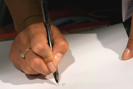 Как одна подпись может лишить вас квартиры: важные нюансы