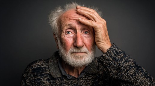 Пенсионер, которого «похоронили» на бумаге, должен доказать свою жизнь