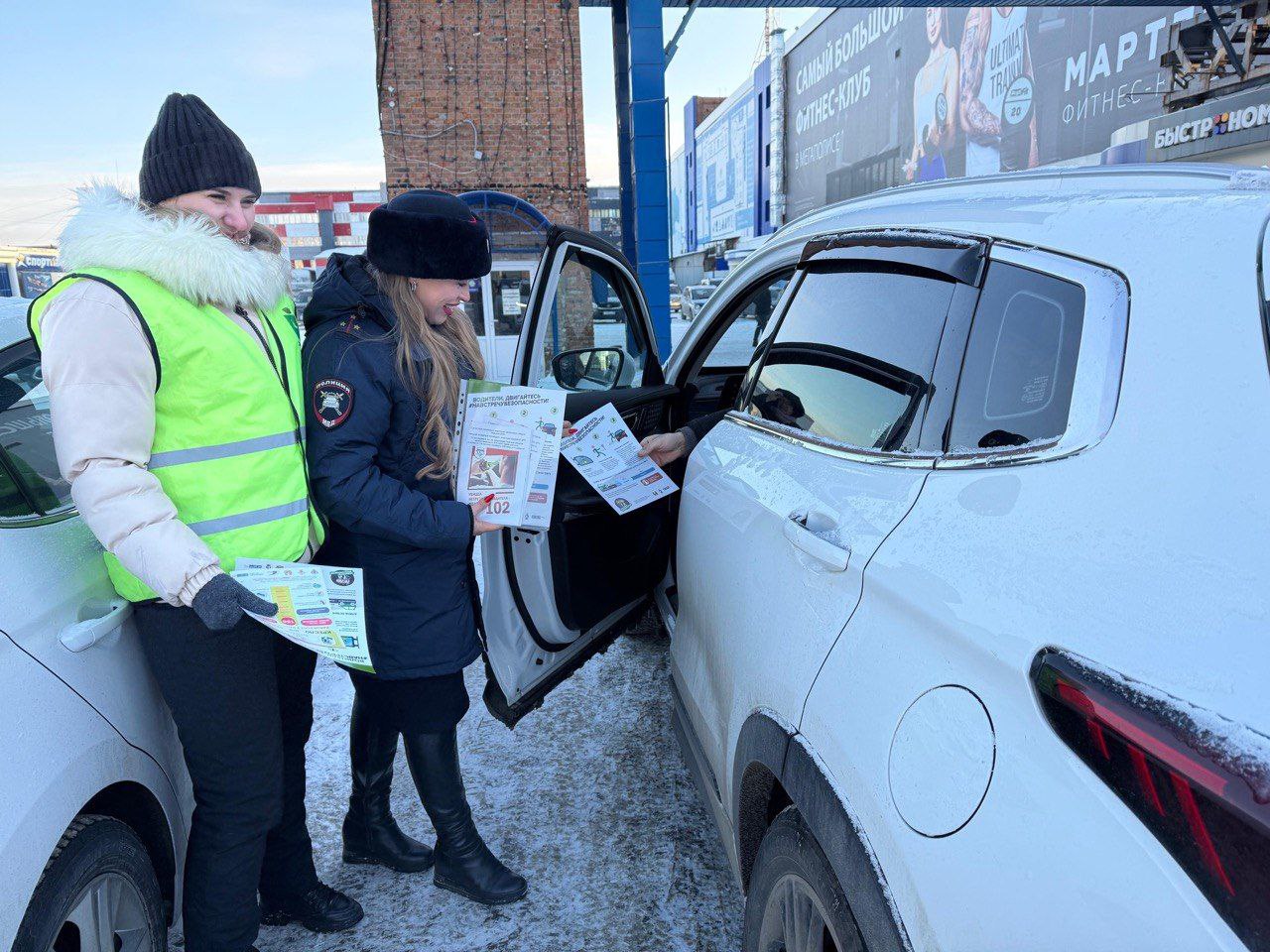 Томским водителям напомнили, что ребенок – главный пассажир! Томским водителям напомнили, что ребенок – главный пассажир!