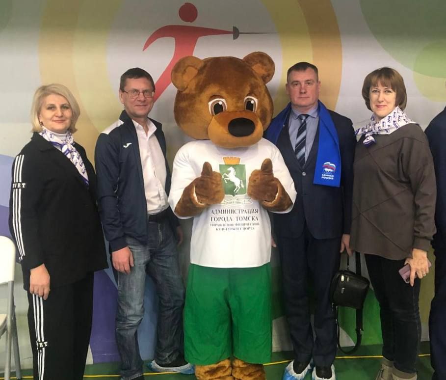 Городские депутаты приняли участие в «Семейной Олимпиаде»