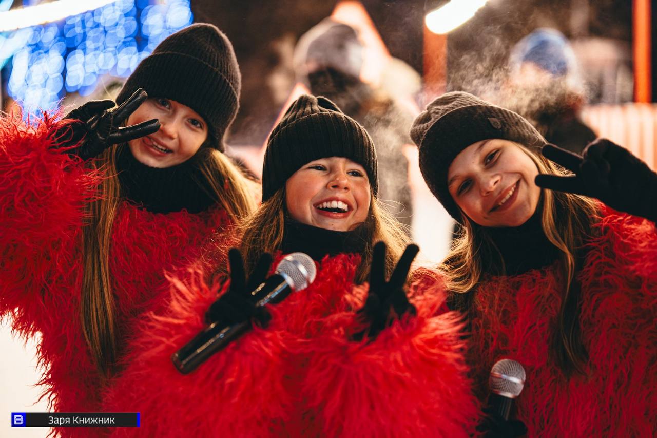 Томск погружается в зиму: фоторепортаж с предновогодних улиц города Томск погружается в зиму: фоторепортаж с предновогодних улиц города