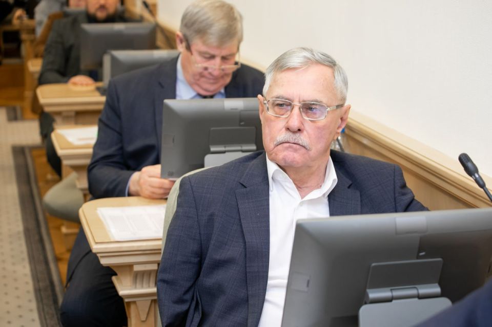 �� ������ 48-�� �������� ����������