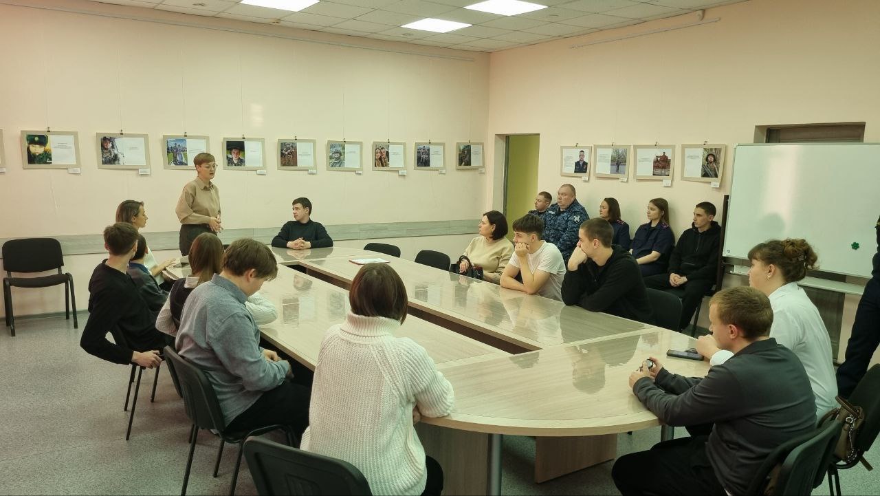 Сотрудники Асиновского межрайонного следственного отдела приняли участие в мероприятии, посвященном Дню Героев Отечества