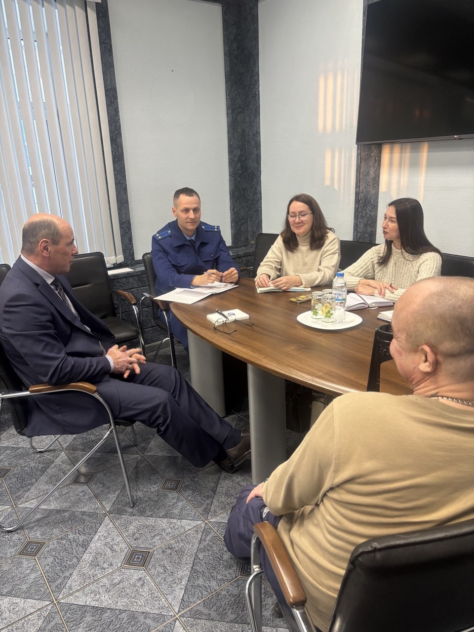 Прокурор Томского района Томской области Дмитрий Кубусевич провел выездной личный прием участников специальной военной операции