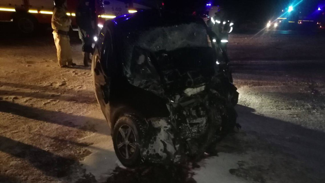 Молодая пара из Стрежевого погибла в жестком ДТП с автобусом на трассе