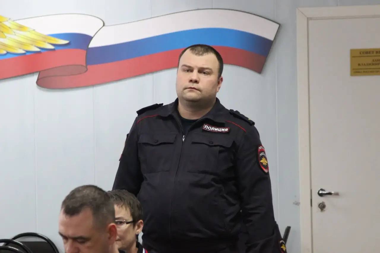 Начальник УМВД России по Томской области генерал-майор полиции Александр Андреевич Никульников совершил рабочий визит в ОМВД России по Томскому району Начальник УМВД России по Томской области генерал-майор полиции Александр Андреевич Никульников совершил рабочий визит в ОМВД России по Томскому району