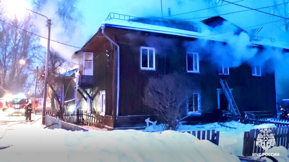 Двое детей и женщина пострадали при пожаре на Профсоюзной в Томске