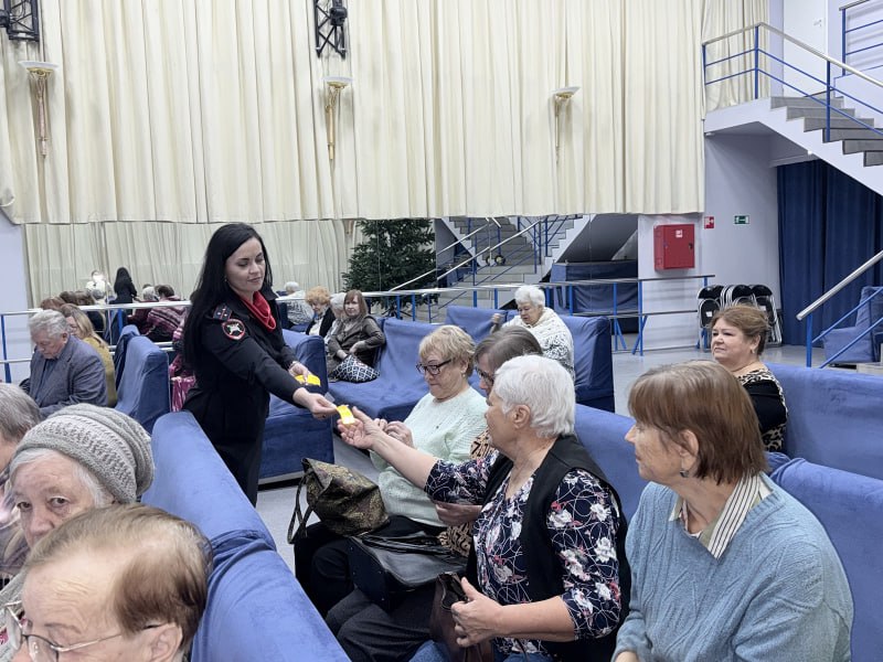 В областном центре Томской области проходят мероприятия по повышению безопасности пожилых участников дорожного движения