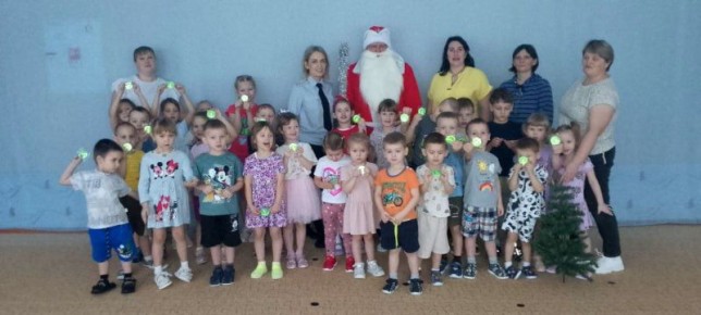 Полицейские Первомайского района дали старт Всеросийской акции "Полицейский Дед Мороз"