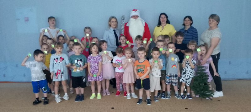 Полицейские Первомайского района дали старт Всеросийской акции "Полицейский Дед Мороз"