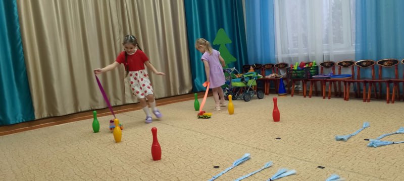 Полицейские Первомайского района дали старт Всеросийской акции "Полицейский Дед Мороз" Полицейские Первомайского района дали старт Всеросийской акции "Полицейский Дед Мороз"